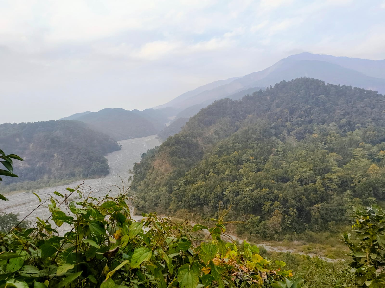 The Dunga valley viewpoint overlooking forested hills and the riverbed below